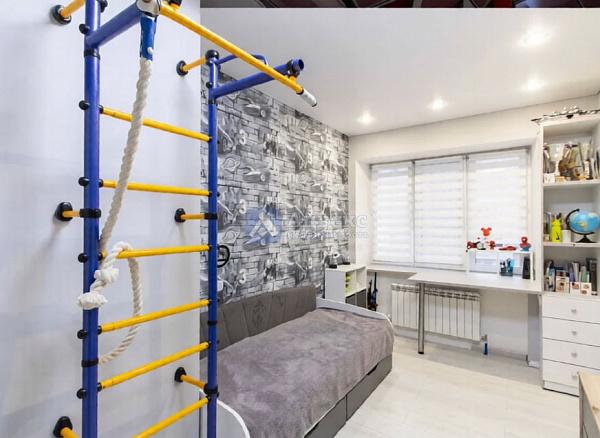 Квартира 3-комн., 83 м²