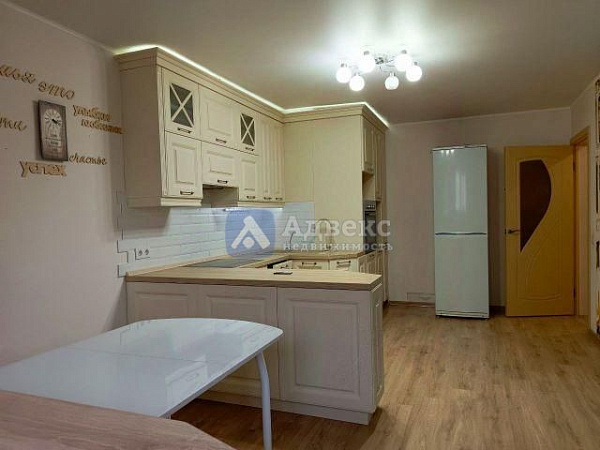 3-к квартира, 85 кв.м. 3-к квартира, 85 кв.м.