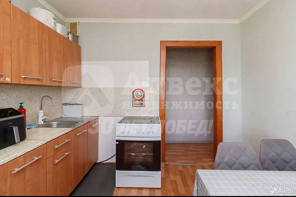 Квартира 3-комн., 67.8 м²