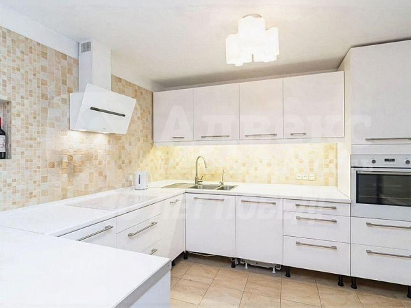 4-к квартира, 74 кв.м.