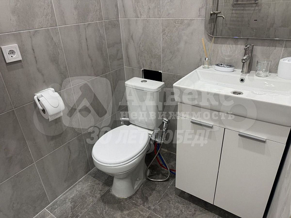 Квартира 2-комн., 67 м²