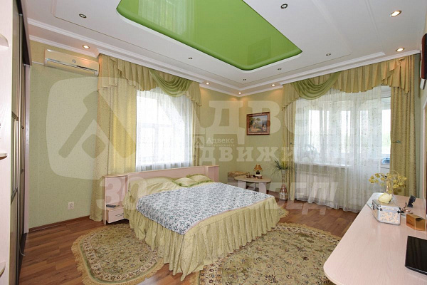 Дом, 263.6 кв.м.