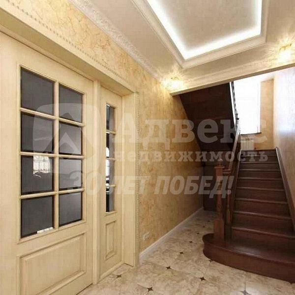 Дом, 260 кв.м.