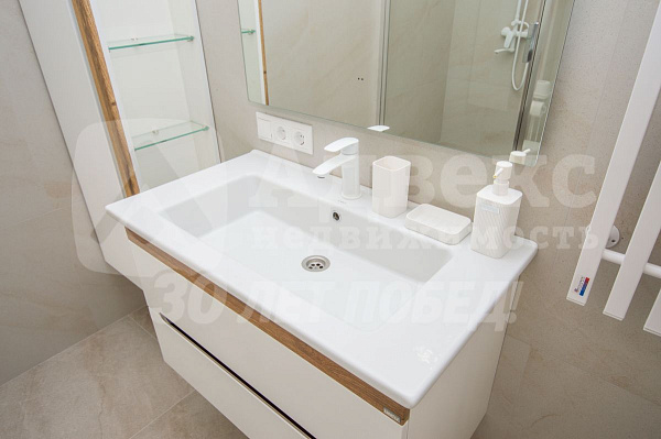 Коттедж 410 м²