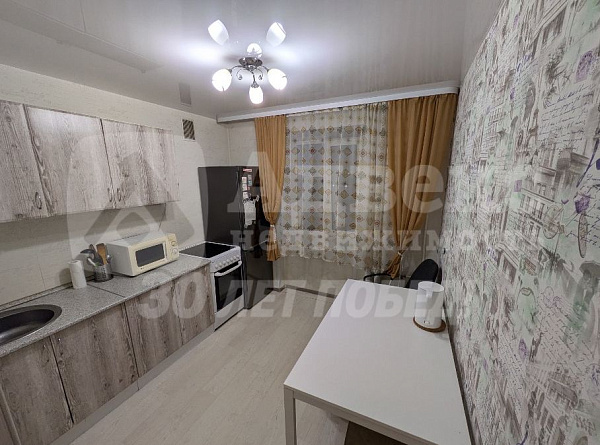 Квартира 1-комн., 32 м²