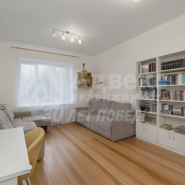 Квартира 3-комн., 109 м²