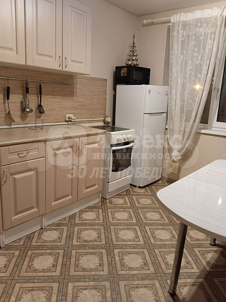 Квартира 3-комн., 68 м²