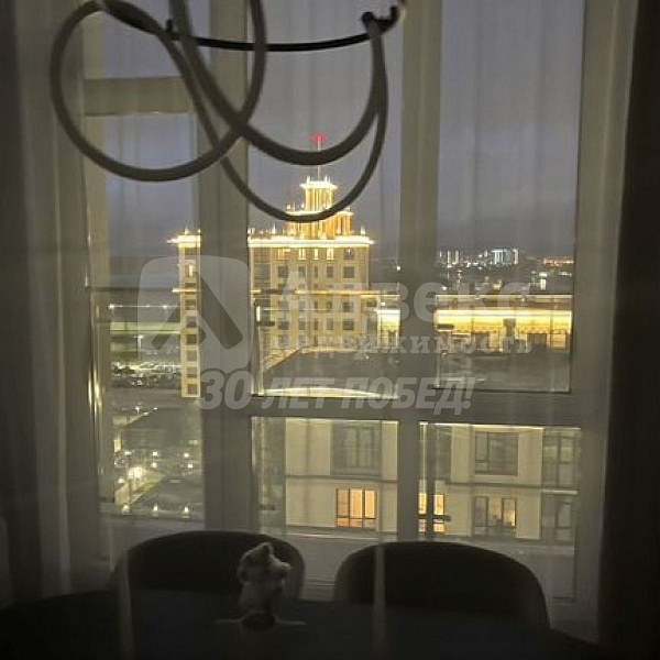 Квартира 2-комн., 82 м²