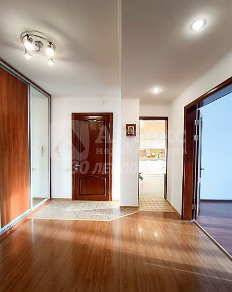 3-к квартира, 126 кв.м.