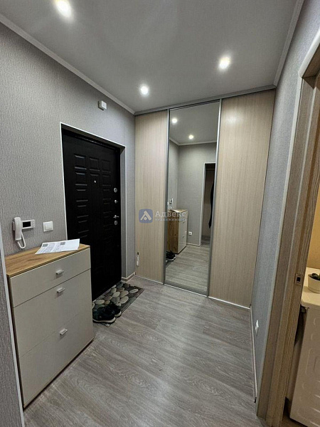 Квартира 1-комн., 37 м²