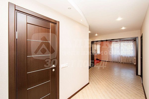 Квартира 2-комн., 93.4 м²