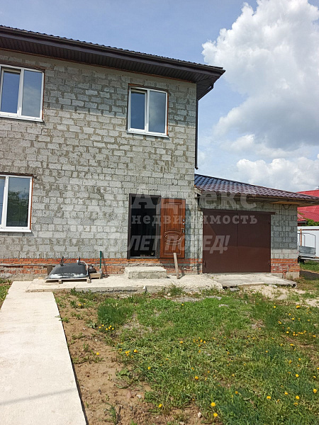 Коттедж 218.7 м²