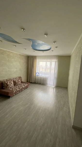 Квартира 3-комн., 104 м²