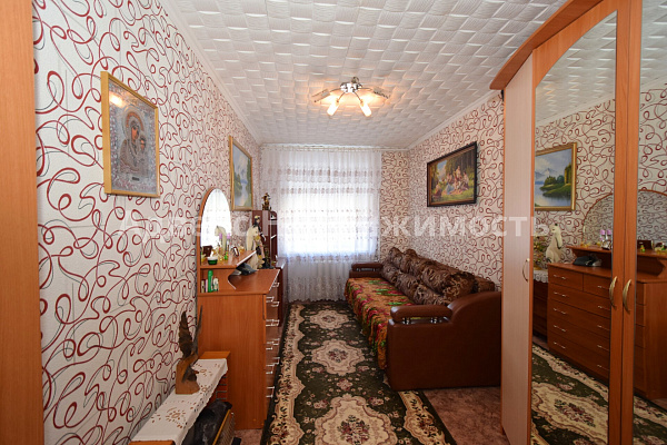 Квартира 3-комн., 60 м²