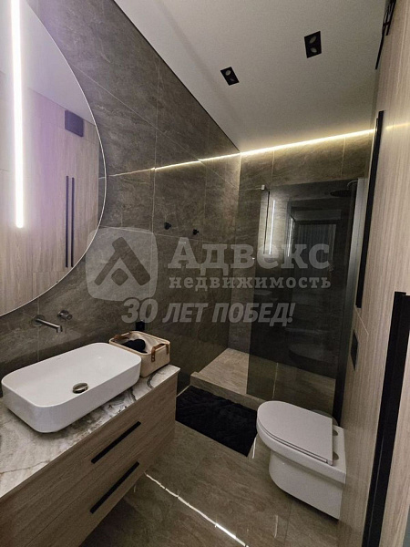 Квартира 2-комн., 100 м²