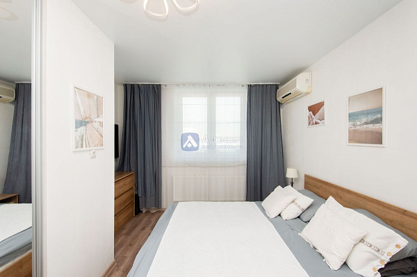 Квартира 1-комн., 45 м²