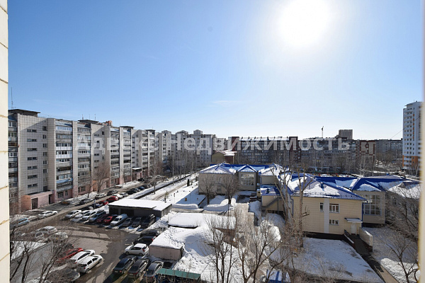 Квартира 3-комн., 60 м²