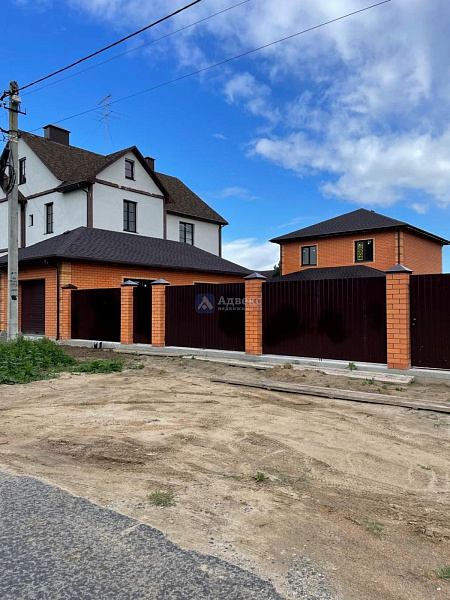 Дом, 200 кв.м.