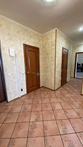 Квартира 3-комн., 104 м²