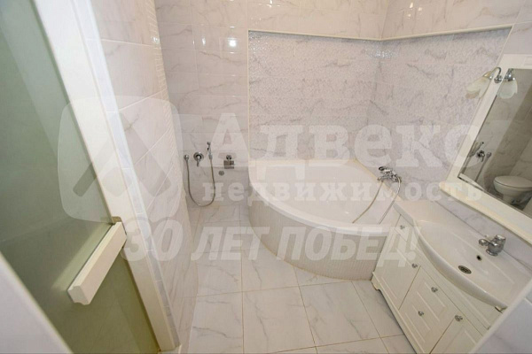 Квартира 3-комн., 129.2 м²
