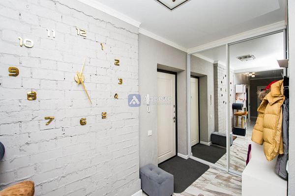 Квартира 3-комн., 94.9 м²