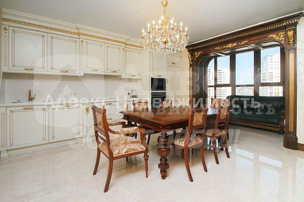 2-к квартира, 72 кв.м.