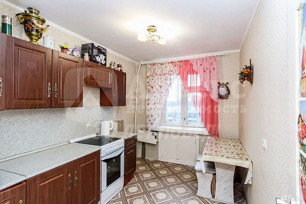 Квартира 4-комн., 74.7 м²
