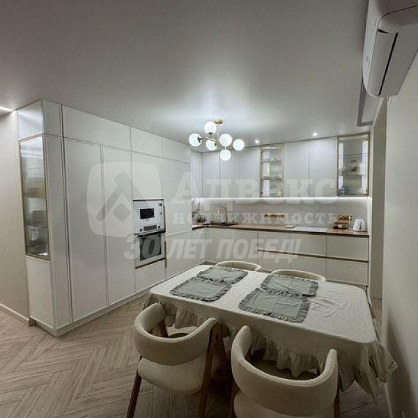 Квартира 3-комн., 79 м²