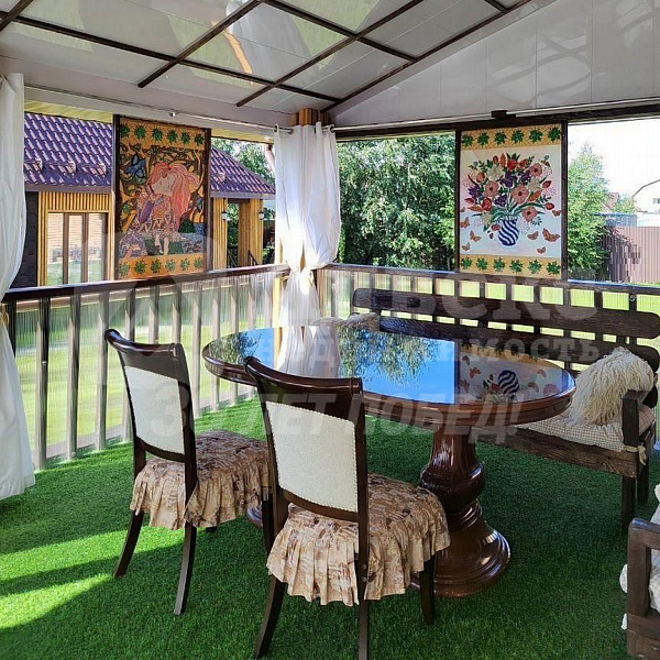 Коттедж 301.2 м²