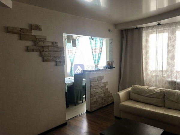 Квартира 3-комн., 94.7 м²