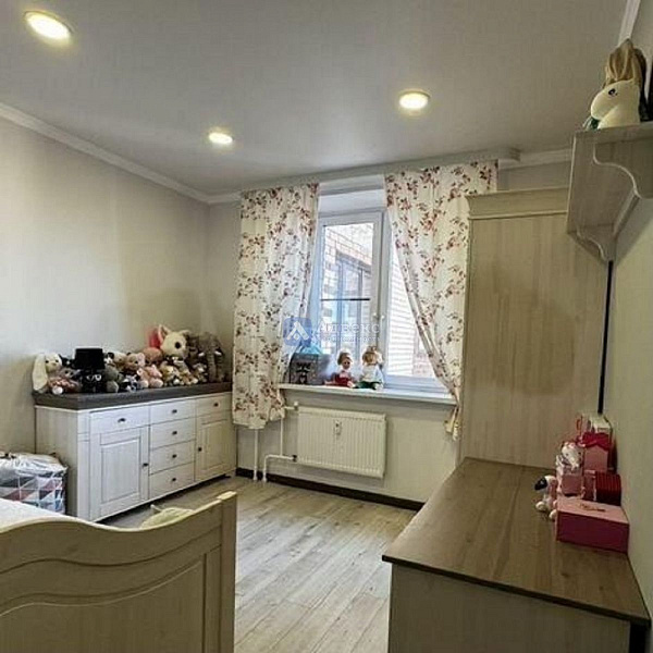 4-к квартира, 95 кв.м.