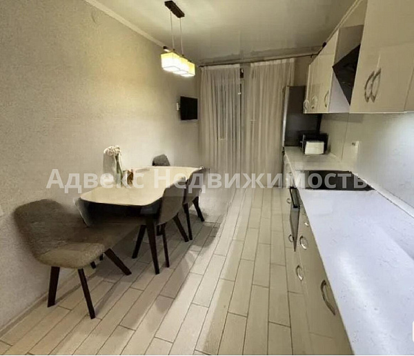 Квартира 2-комн., 64 м²