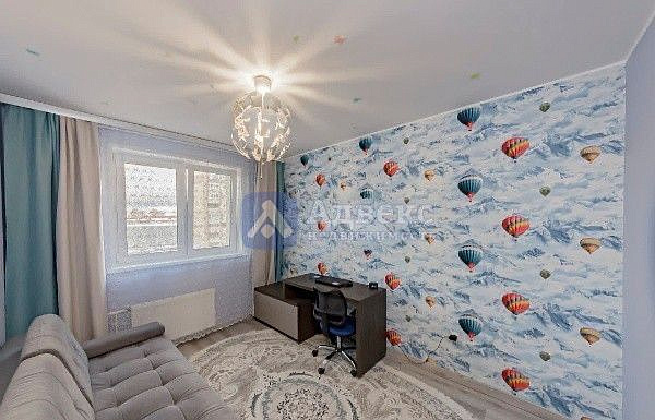Квартира 3-комн., 90.9 м² Квартира 3-комн., 90.9 м²