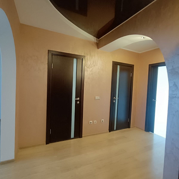 Квартира 3-комн., 94.1 м²