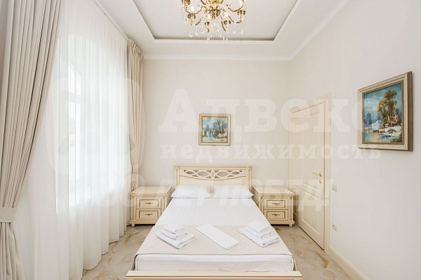 Коттедж 410 м²