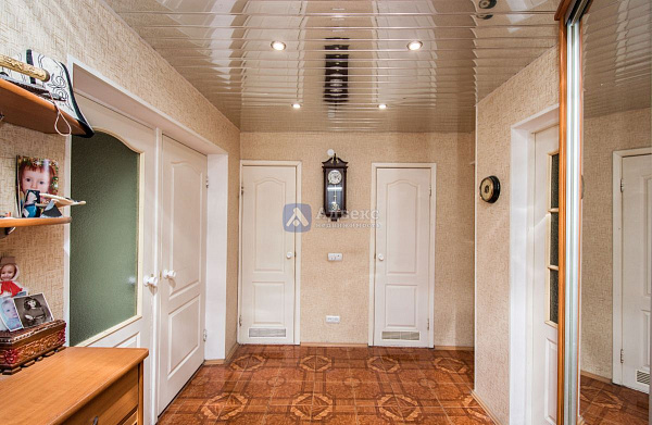 Квартира 3-комн., 60.6 м² Квартира 3-комн., 60.6 м²