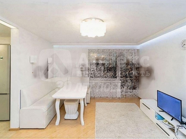 4-к квартира, 74 кв.м.