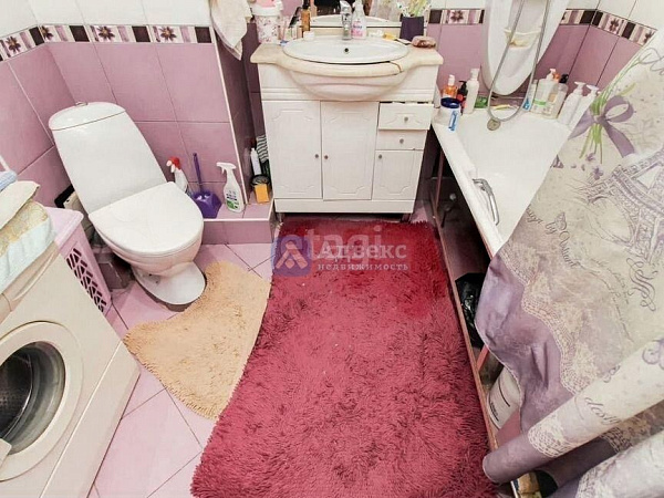 Квартира 4-комн., 104 м² Квартира 4-комн., 104 м²