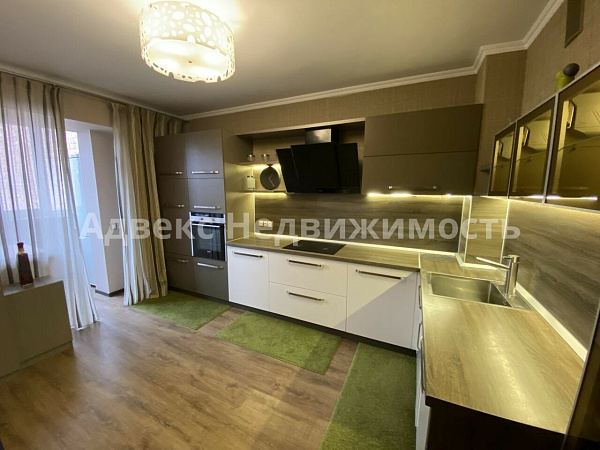 Квартира 3-комн., 85 м²