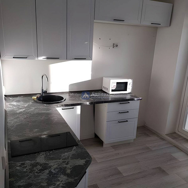 Квартира 1-комн., 37 м² Квартира 1-комн., 37 м²