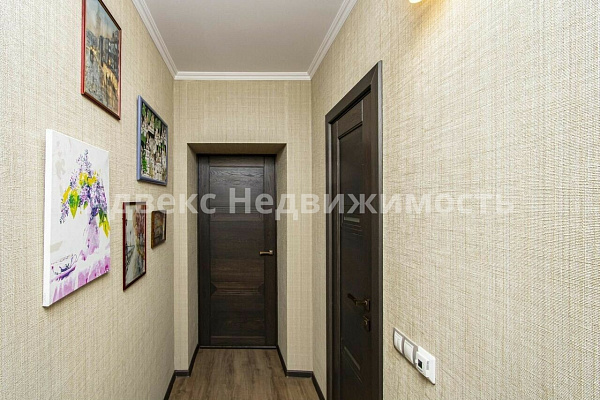 Квартира 3-комн., 85 м²