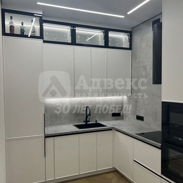 Квартира 2-комн., 82 м²
