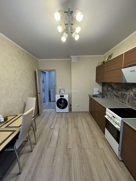 Квартира 1-комн., 37 м²