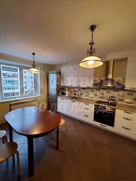 4-к квартира, 105 кв.м.