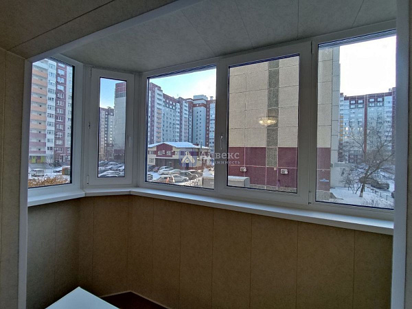 Квартира 3-комн., 92 м² Квартира 3-комн., 92 м²