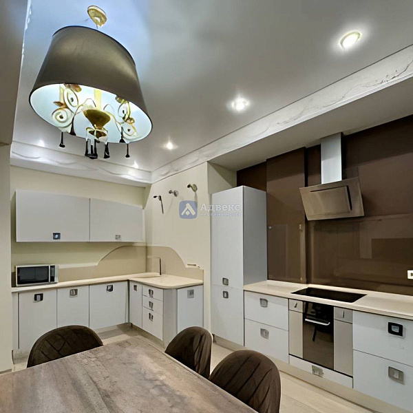 Квартира 3-комн., 82.3 м²