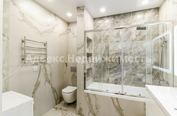 Квартира 3-комн., 120 м²