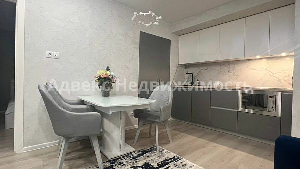 Квартира 2-комн., 56 м²