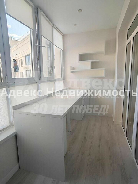 Квартира 3-комн., 103 м²