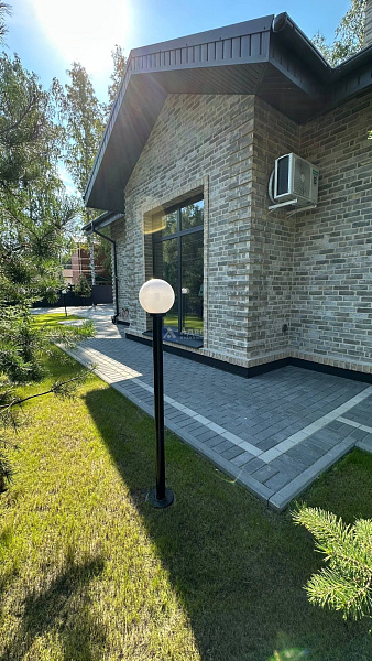 Коттедж 196 м²